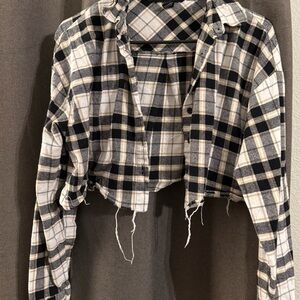 FOREVER 21 CROP TOP FLANNEL